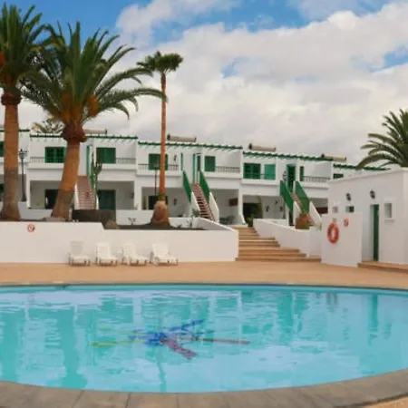 Tropicana Apartament *