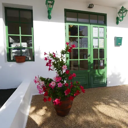 Apartment Apartamentos Tropicana