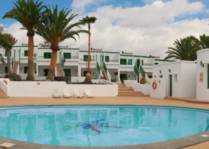 Apartamentos Tropicana Apartment *